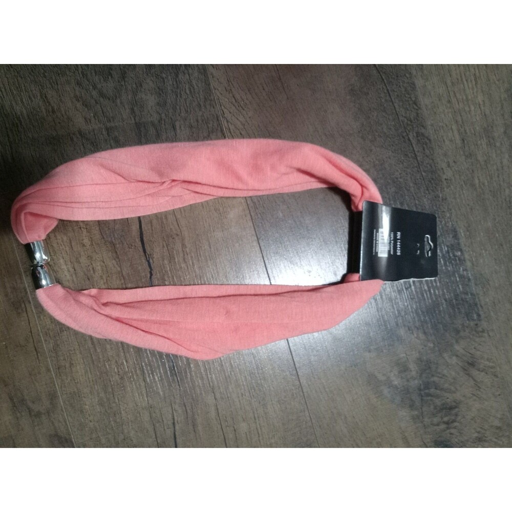 Magnetic Scarf Diamond Visions  Dark Peach